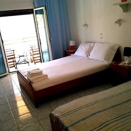 Apartament Kerasies *