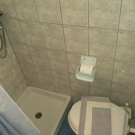 Apartament Kerasies